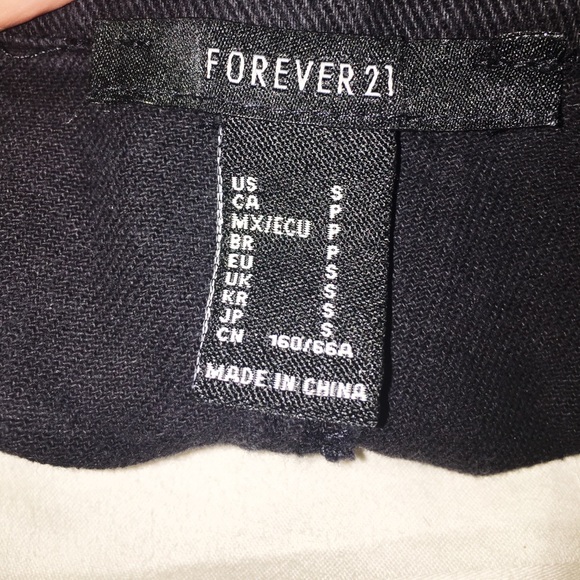 cute black skirt - Picture 3 of 3